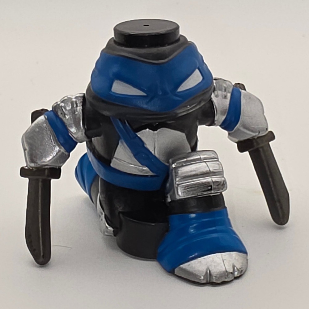 Playmates TMNT Leonardo Mini Figure 2in Blue Silver Good MC6260